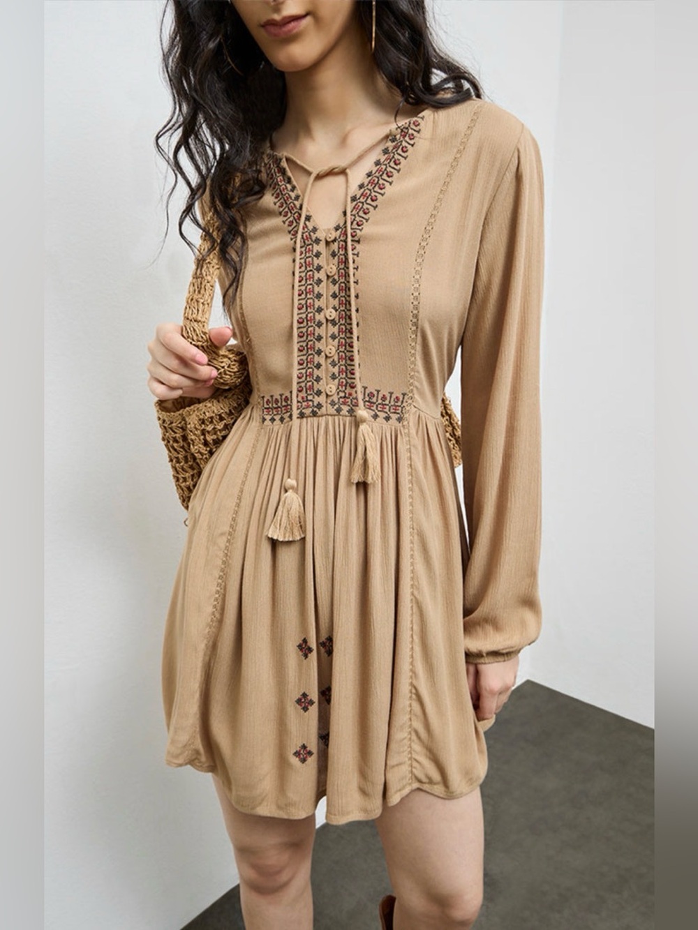 NWT [Bombay Paisley] Boho Embroidered Tassel A-Line Dress in Brown Women’s XL